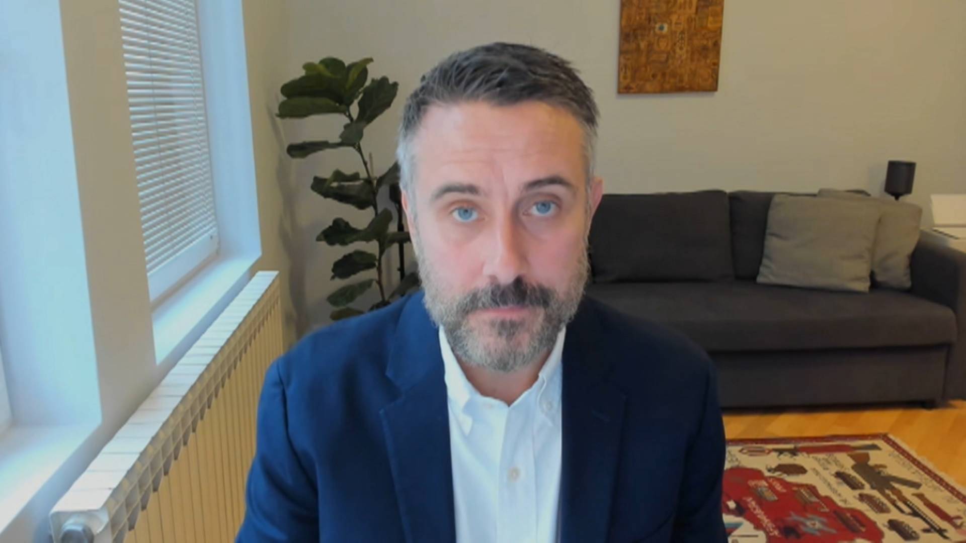 Jeremy Scahill on Mistreatment of Whistleblowers & Uneven Enforcement of Laws over Classified Papers