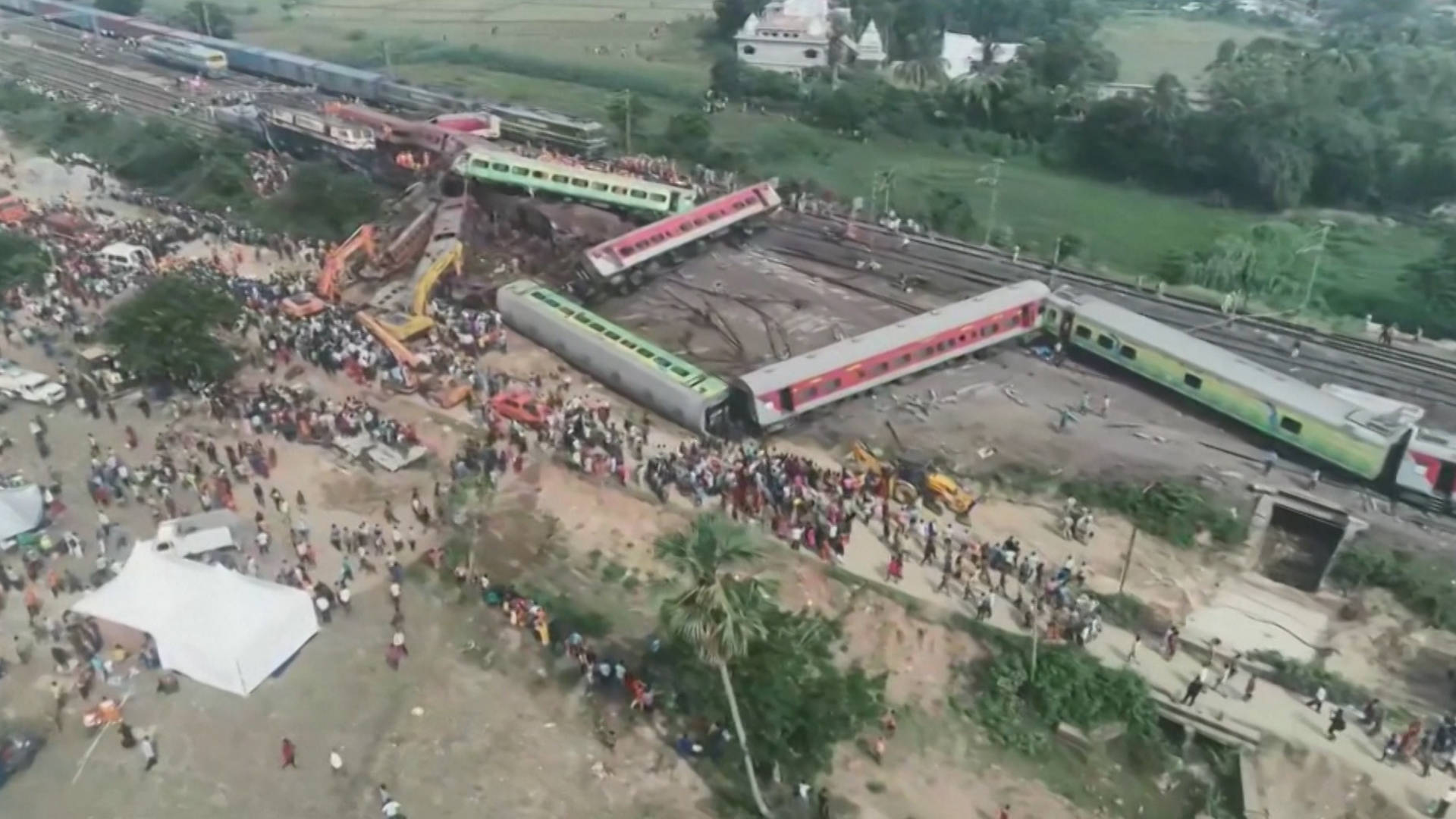 Authorities Point to Signal Failure in India Train Disaster That Killed 275+ Passengers