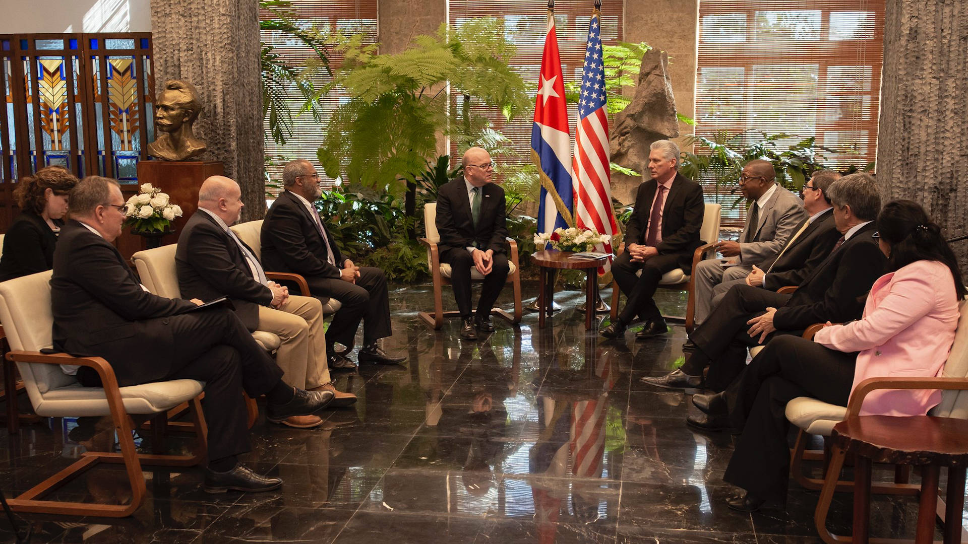 Three Democratic U.S. Congressmembers Meet with Cuban President in Havana