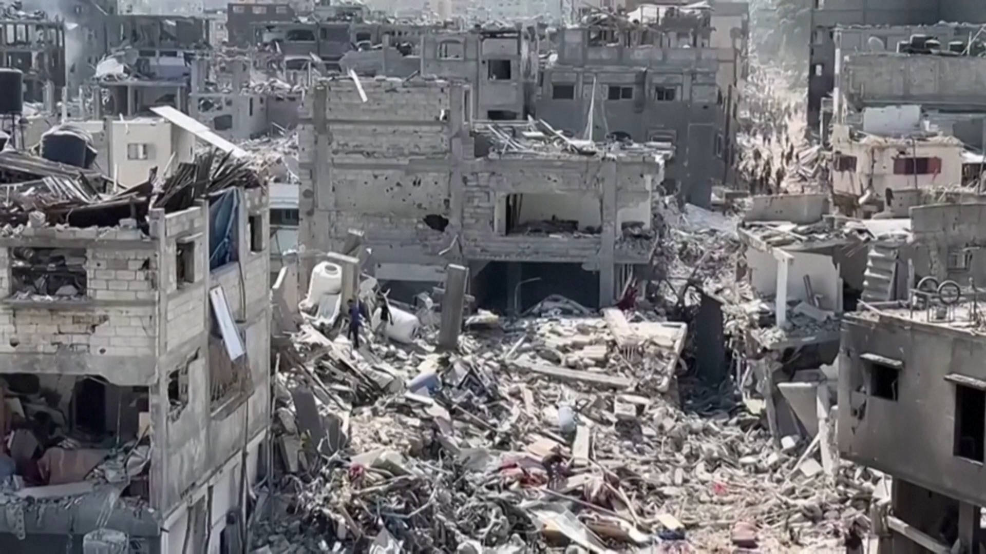 Jabaliya Residents Return to Razed Homes as Israeli Attacks Continue Across Gaza Strip