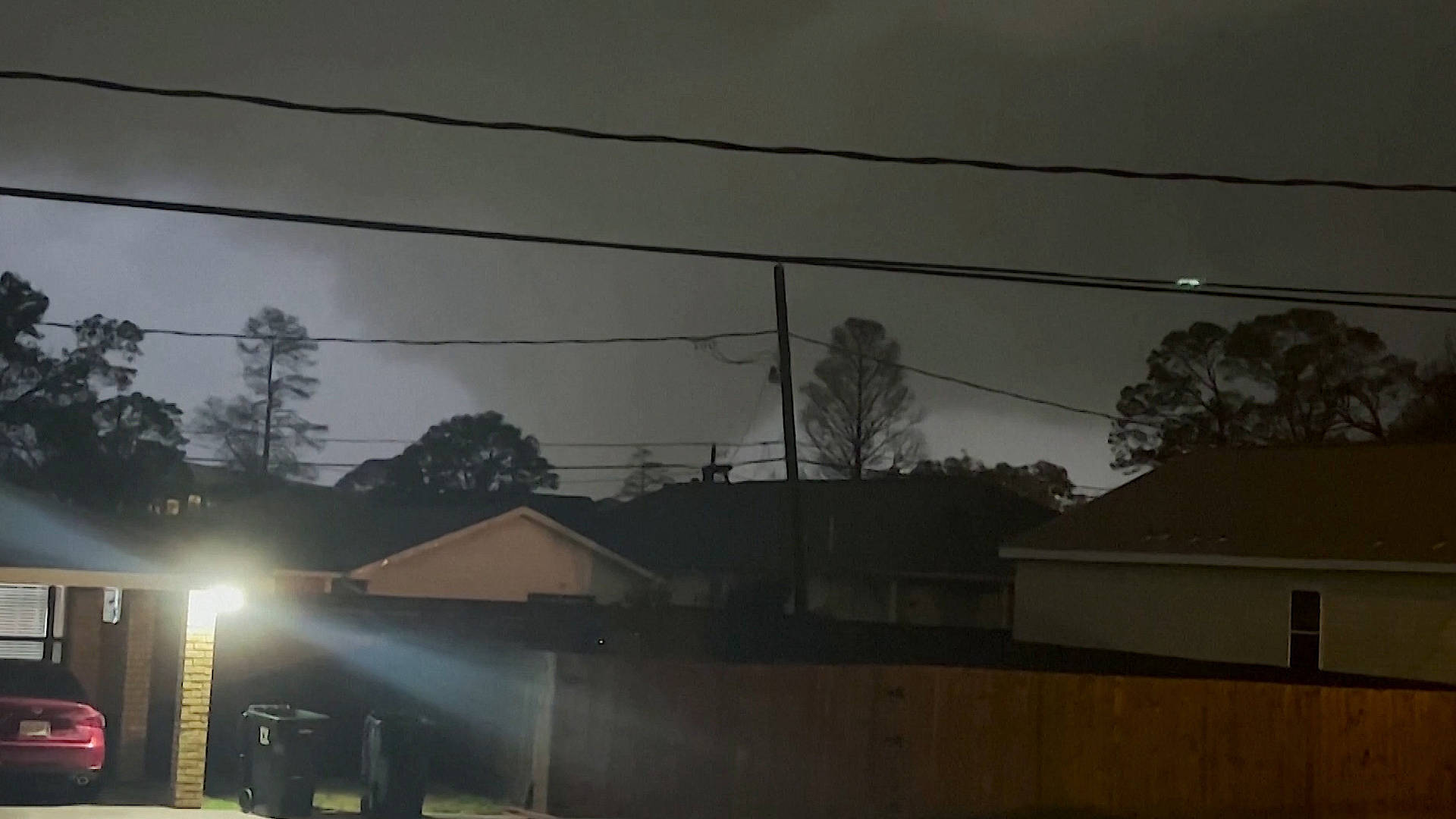 Tornadoes Kill 2 in Texas and Louisiana as Authorities Issue More Warnings in Southern States