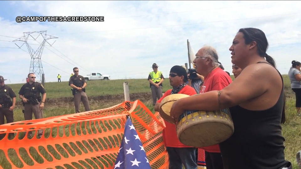 14 Arrested As Standing Rock Sioux Tribe Protest N Dakota Pipeline Democracy Now 4474