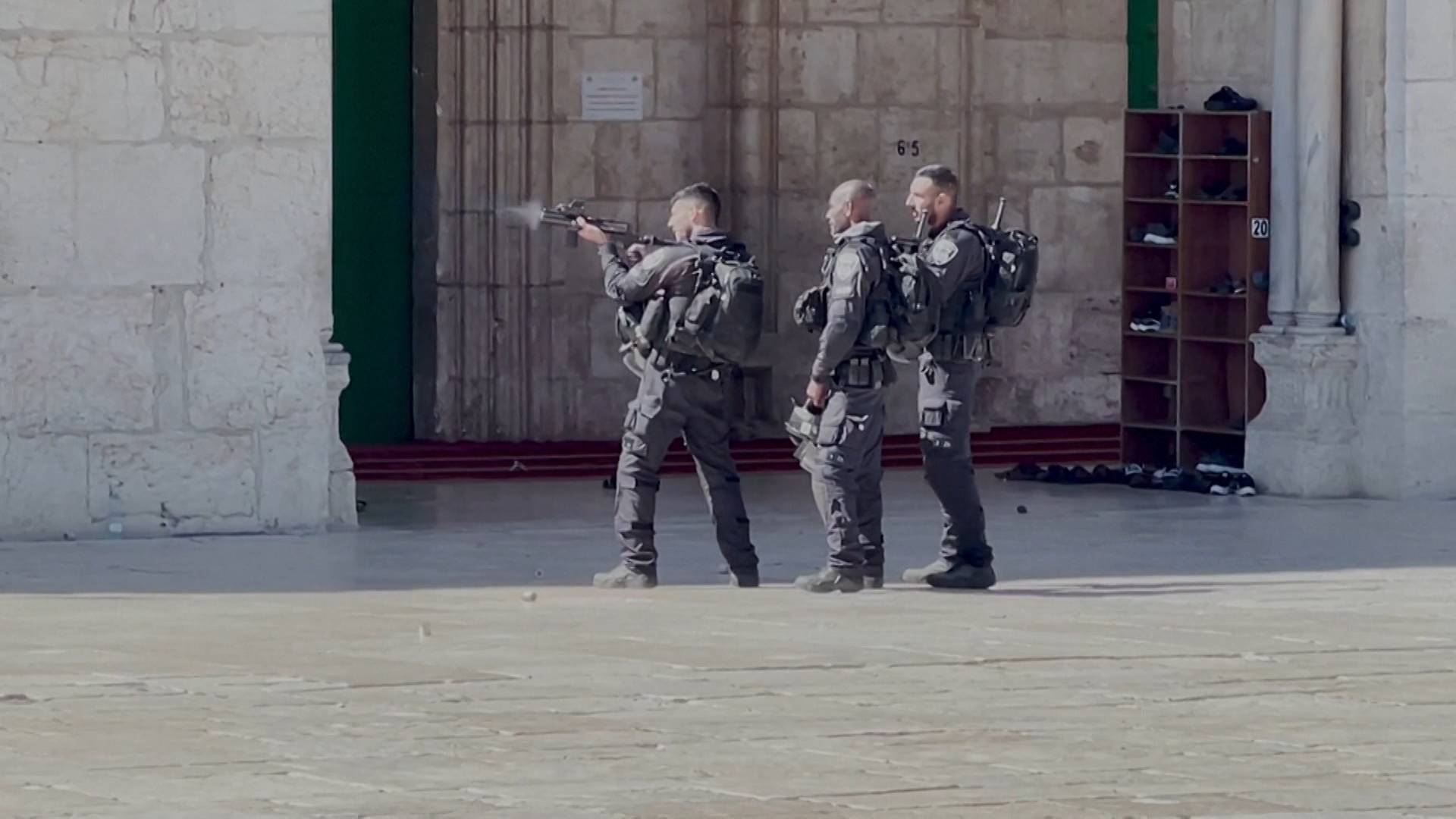 Israeli Soldiers Raid Al-Aqsa Mosque Again, Firing Tear Gas and Rubber-Coated Bullets