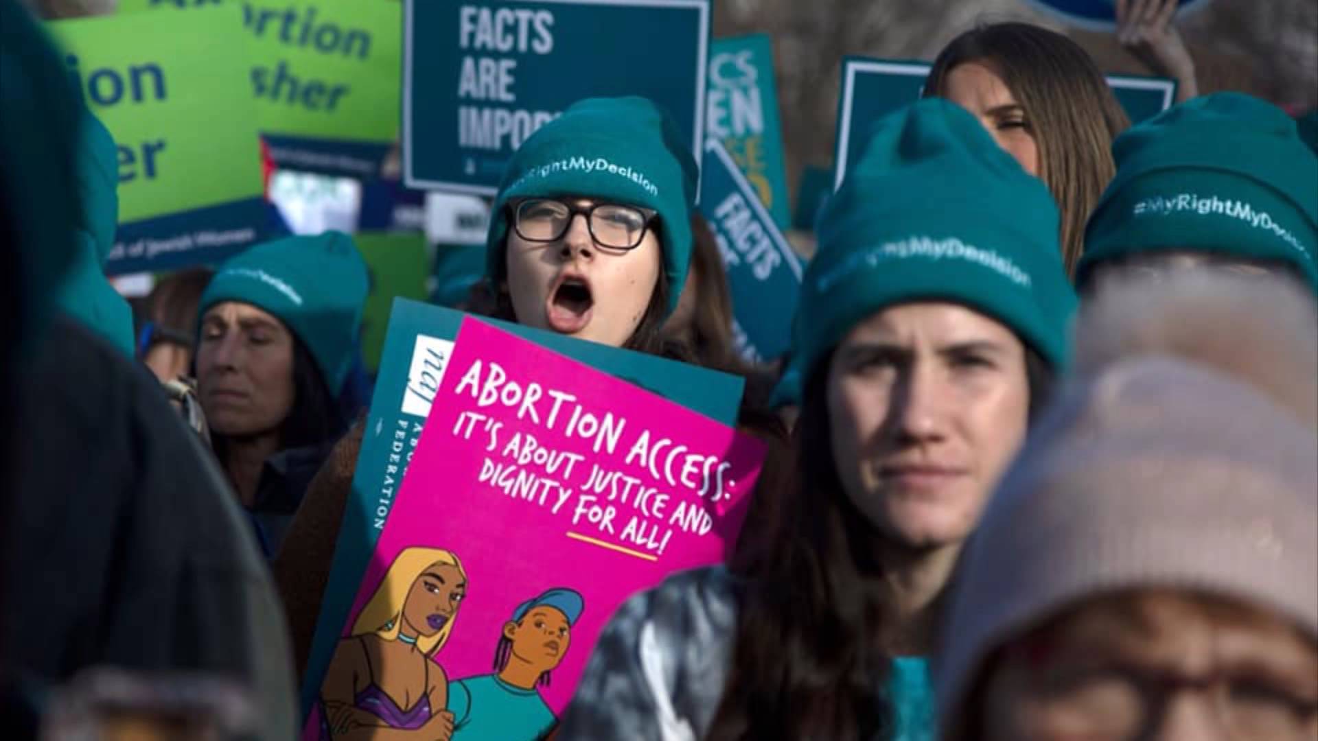 California Lawmakers Move to Make State a “Legal Sanctuary for Reproductive Choice”