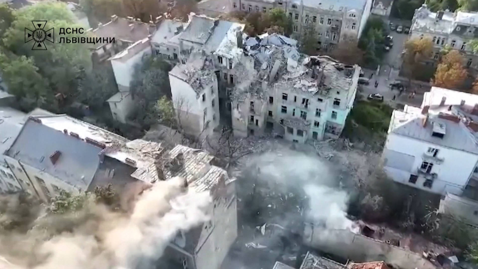 Russia Continues Deadly Airstrikes as Ukraine’s President Orders Cabinet Reshuffle