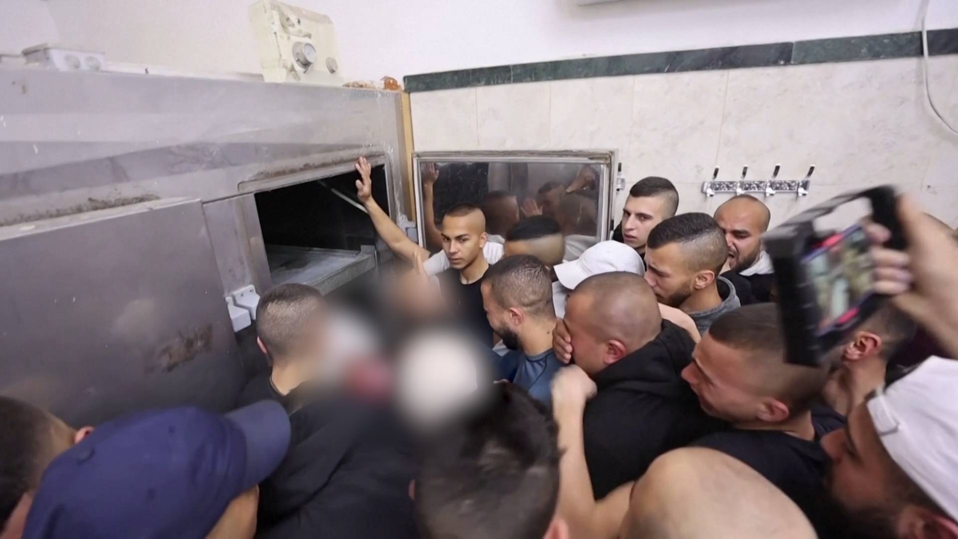 Israel Kills 2 Palestinians, Injures 15 in Raid on Jenin Refugee Camp