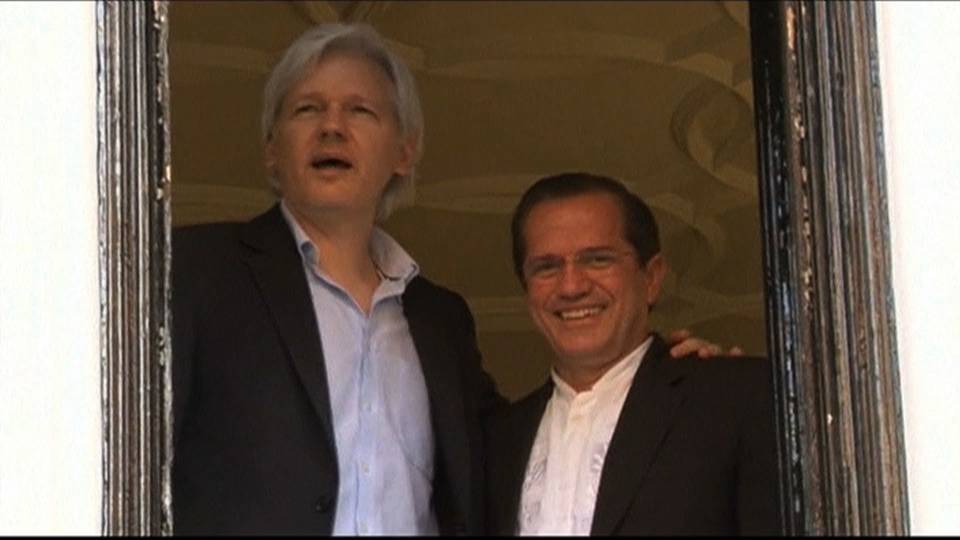 WikiLeaks Accuses Ecuador of Cutting Off Julian Assange's 