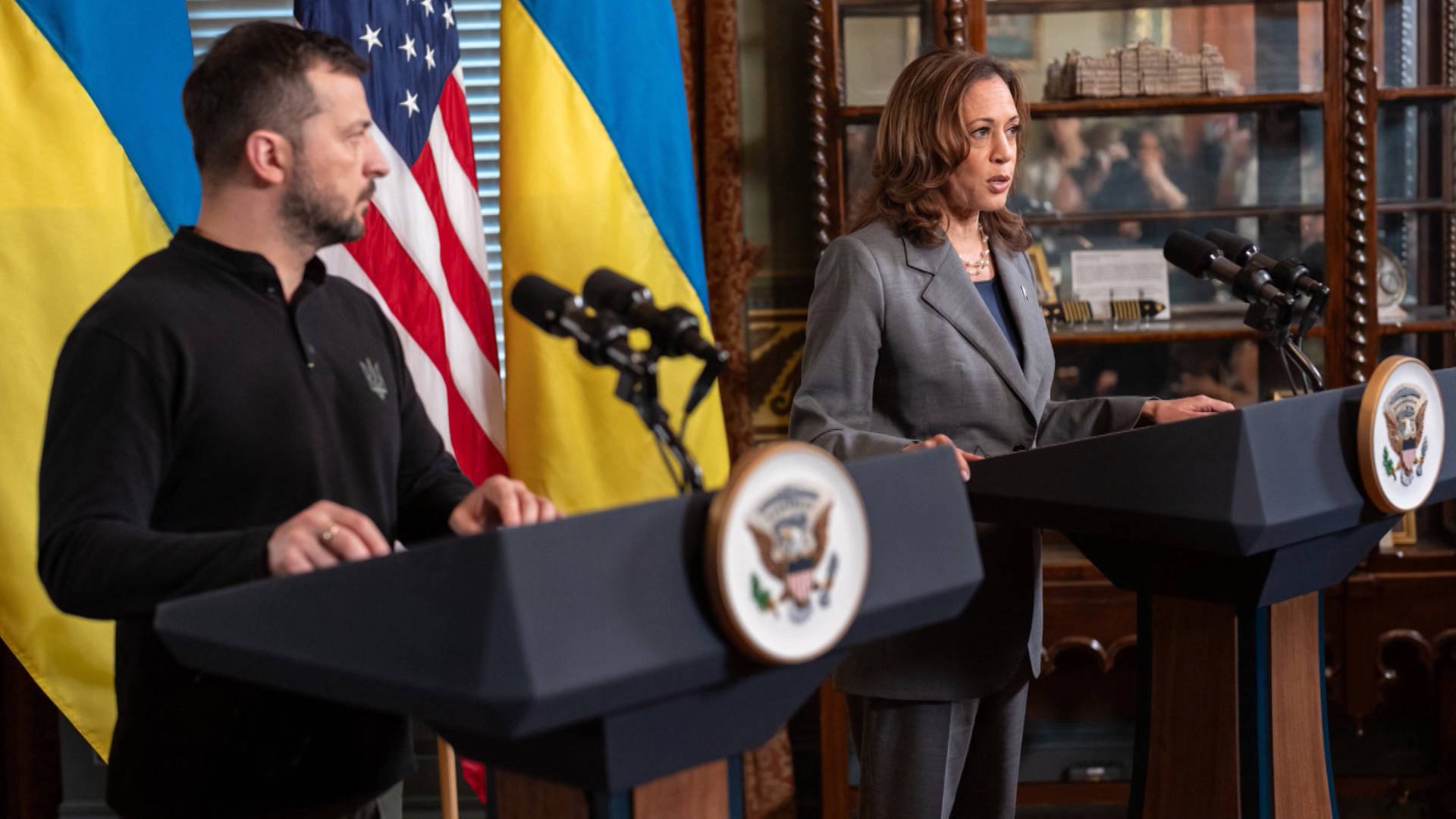 Harris Pledges “Unwavering” Support to Ukraine as White House Approves $8 Billion in Military Aid