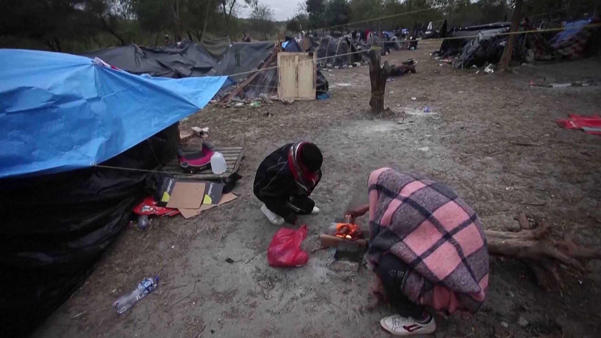 Migrants Sleep Outside on Christmas After U.S. Denies Them Chance to Apply for Asylum