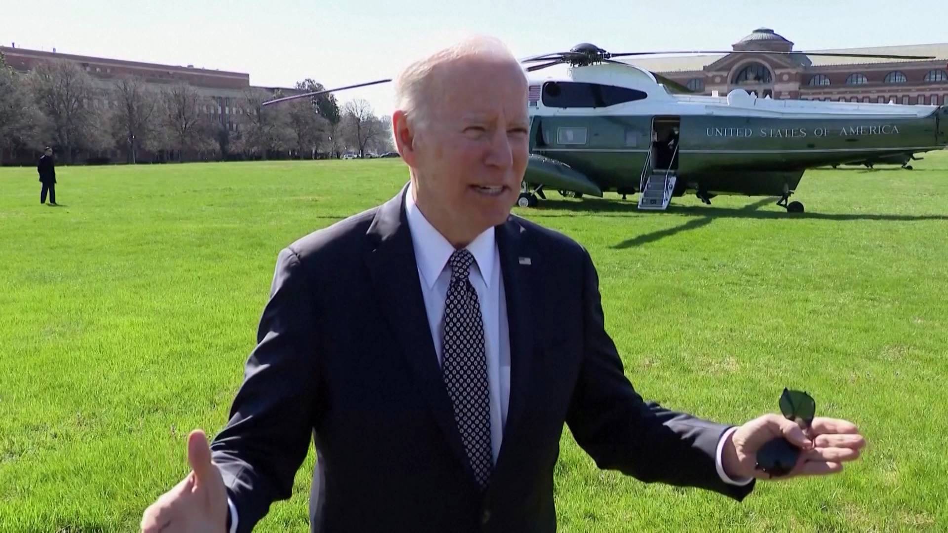 Biden Says Putin Should Face Trial for War Crimes