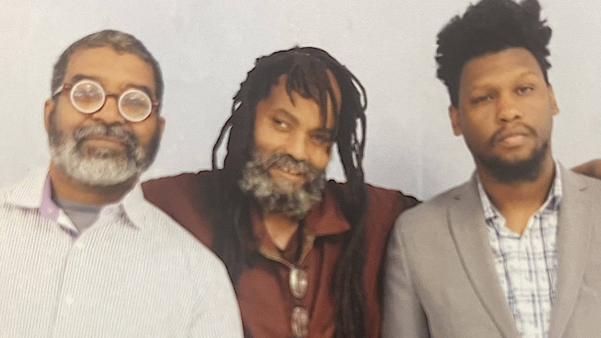 Judge Orders Philly DA to Disclose All Evidence in Mumia Abu-Jamal Case.  Could It Lead to New Trial?