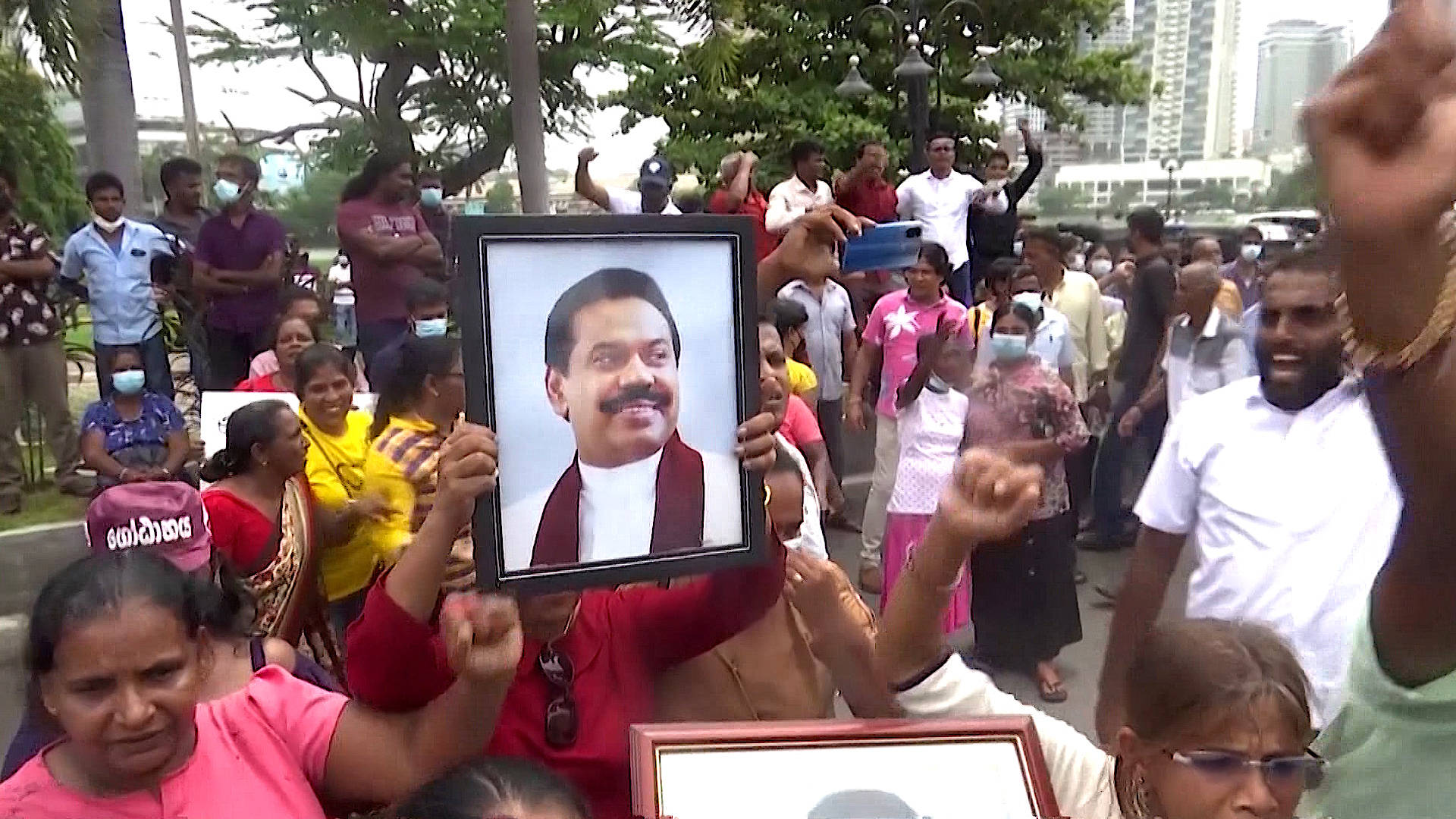 Sri Lankan PM Resigns as Gov’t Cracks Down on Protests over Economic Crisis & “Gross Mismanagement”