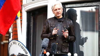 _S2_Assange-Embassy.jpg