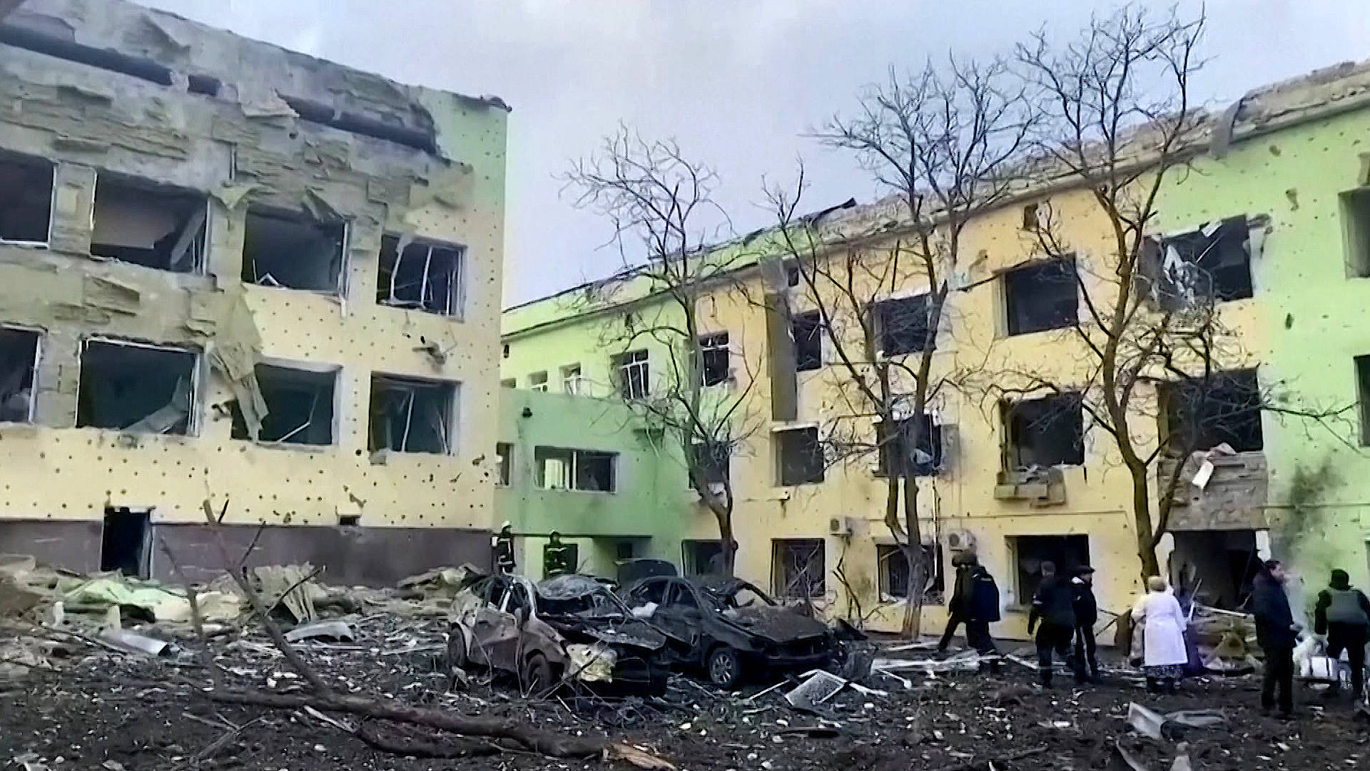 Attack on Maternity Ward is a War Crime: David Miliband on Russia’s Bombing of Mariupol